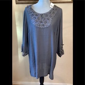MADD STYLE CROCHET GRAY TUNIC